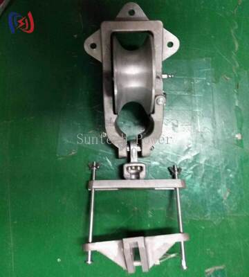 ইউনিভার্সাল স্ট্রিংিং ব্লক 178x76 মিমি স্কিভ ব্যাসার্ধ এবং 10 কেএন নামমাত্র লোড সহ বহুমুখী ওভারহেড কন্ডাক্টর ইনস্টলেশনের জন্য