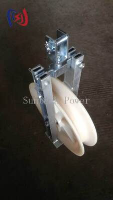 20-50KN OPGW স্ট্রিংিং ব্লক 660x110mm নাইলন শেভ এবং ফাইবার অপটিক কেবল ইনস্টলেশনের জন্য স্ট্রেইট থ্রু ডিজাইন