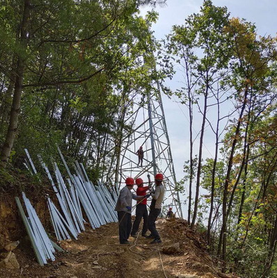 110kV 132kV 4 পায়ের কৌণিক ইস্পাত সেলুলার ট্রান্সমিশন টাওয়ার