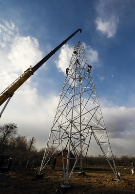 132KV OHTL সাইট গ্যালভানাইজড এঙ্গেল স্টিল ইলেকট্রিক পাওয়ার টাওয়ার