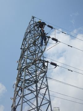 33KV ট্রান্সমিশন লাইনের জন্য গ্যালভানাইজড Q345 ইস্পাত ডাবল সার্কিট টাওয়ার
