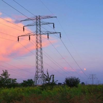 33KV 130KV 500KV ল্যাটিস স্টিল পাওয়ার ট্রান্সমিশন লাইন টাওয়ার