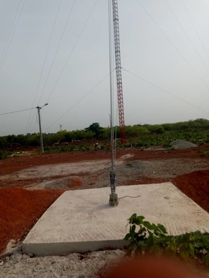 যোগাযোগের জন্য Q355 হট ডিপ গ্যালভানাইজড স্টিল গাইড টাওয়ার